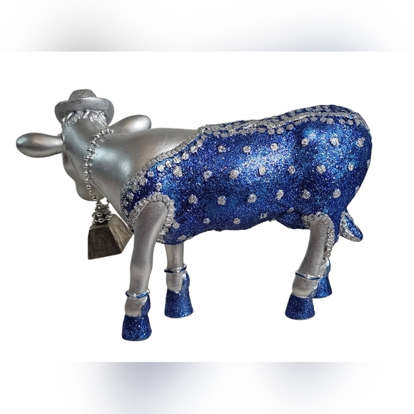 Enesco Treasured Bovines By Sisters Too Showgirl Large Cow Figurine Blue 888125 - Picture 5 of 7